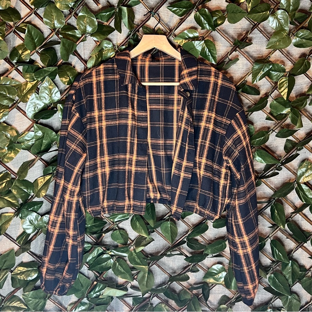 SHEIN Grunge Navy/Orange Cropped Plaid Shirt
